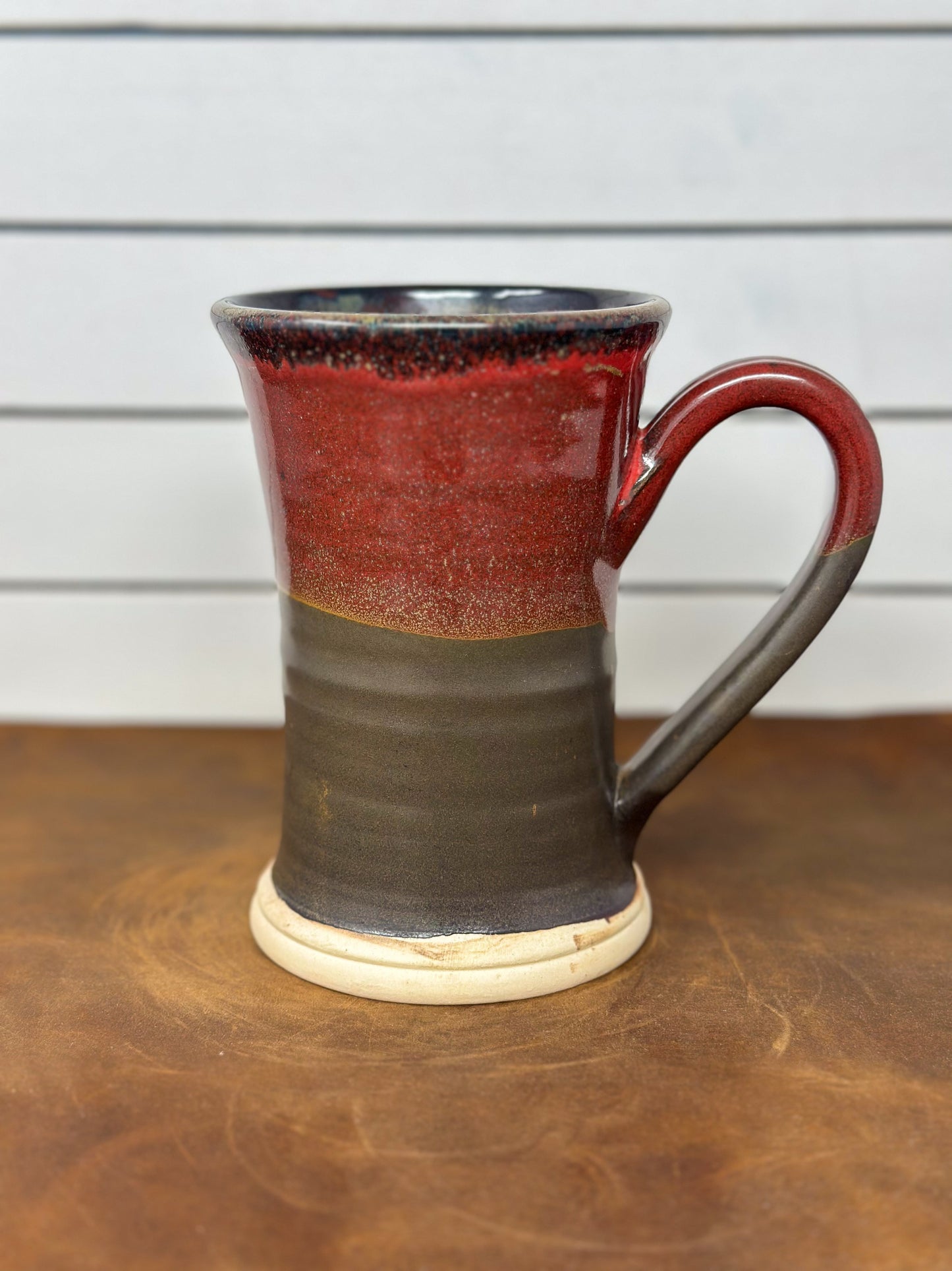 Bear Paw Medallion Mug - Lava Glaze