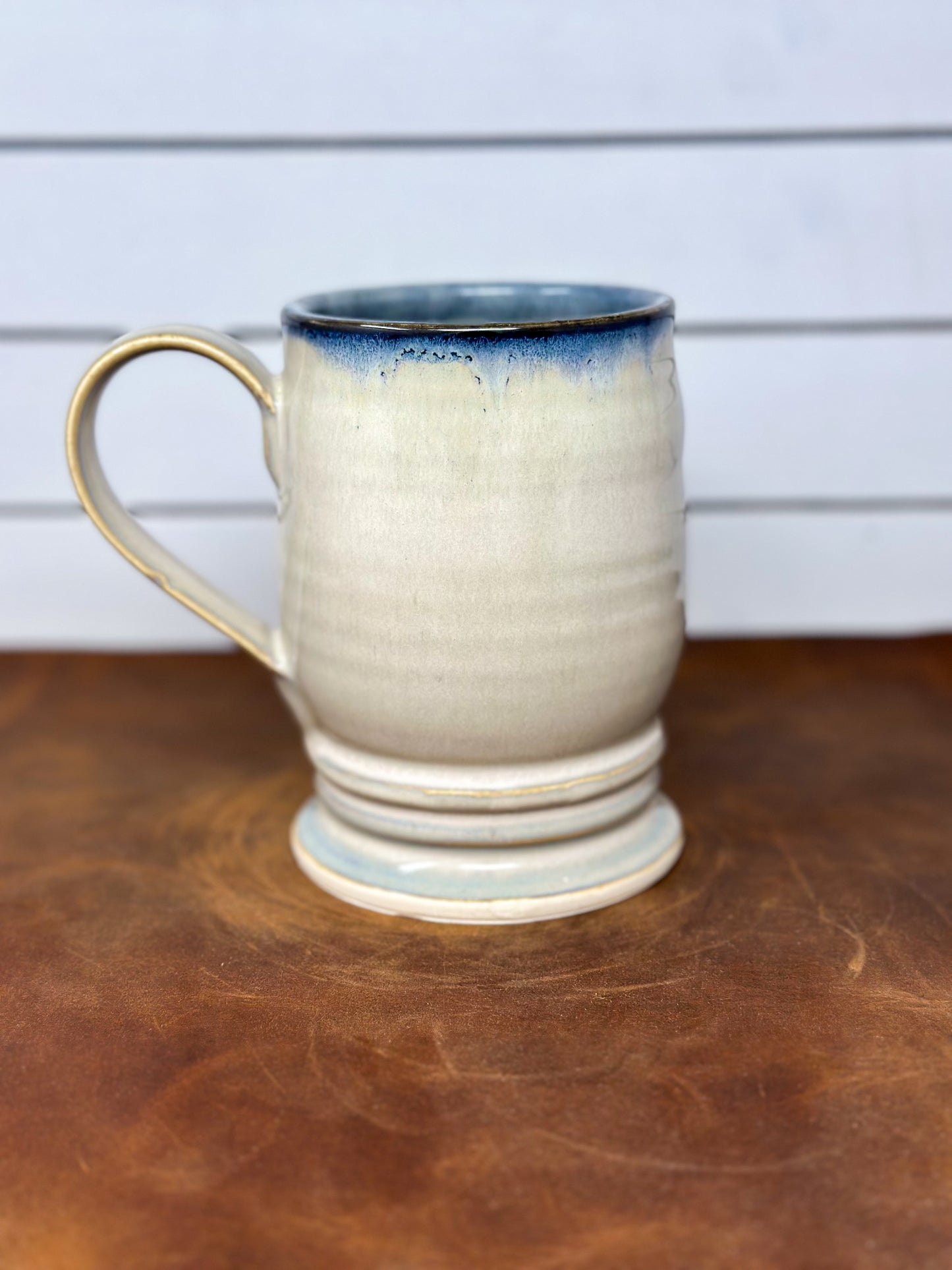 Pedestal Mug - Blue Rim Drip