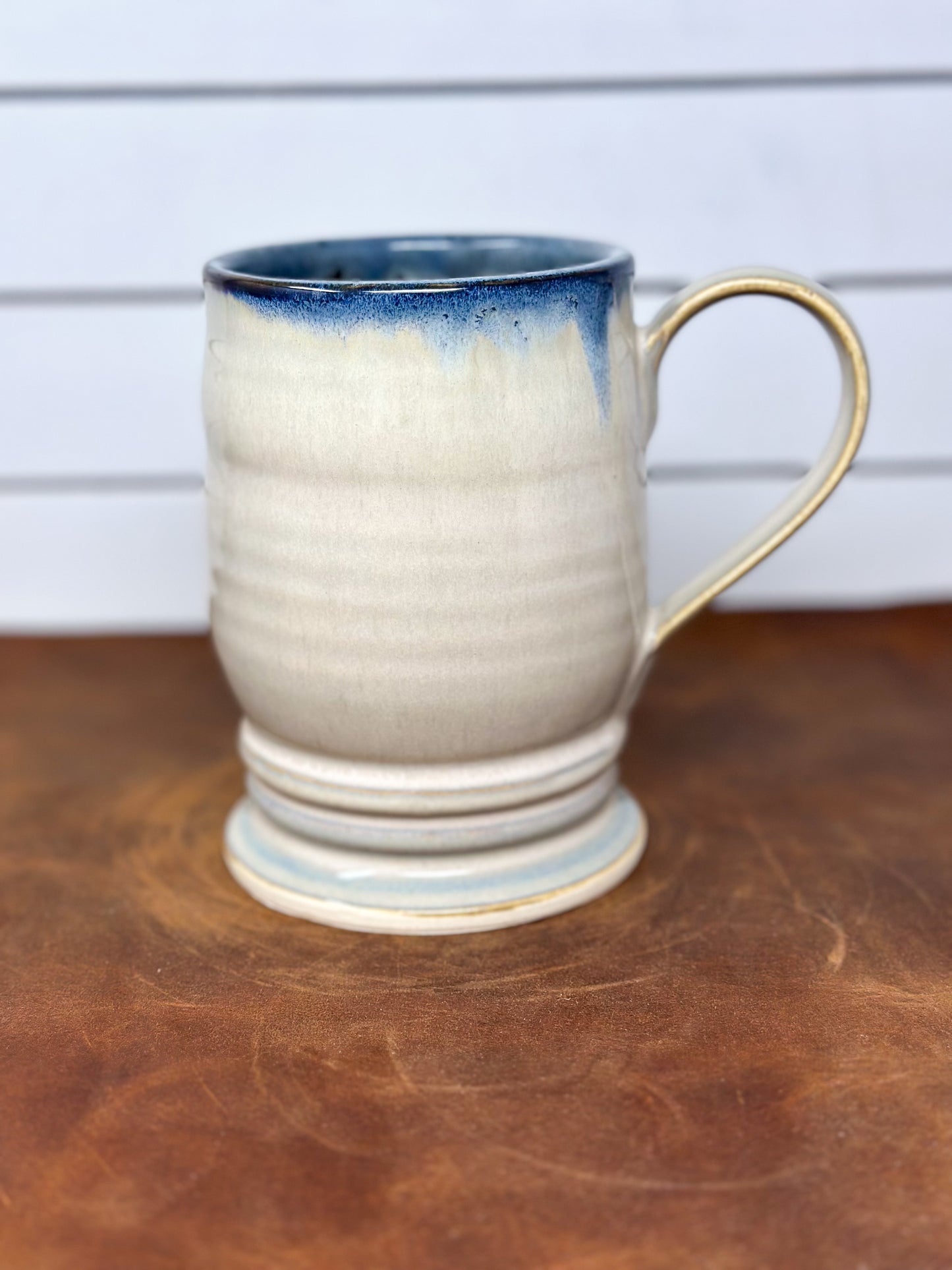 Pedestal Mug - Blue Rim Drip